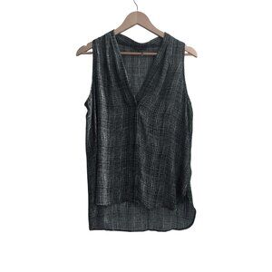 Vince Camuto Women's Black and White Sleeveless Tank Size M